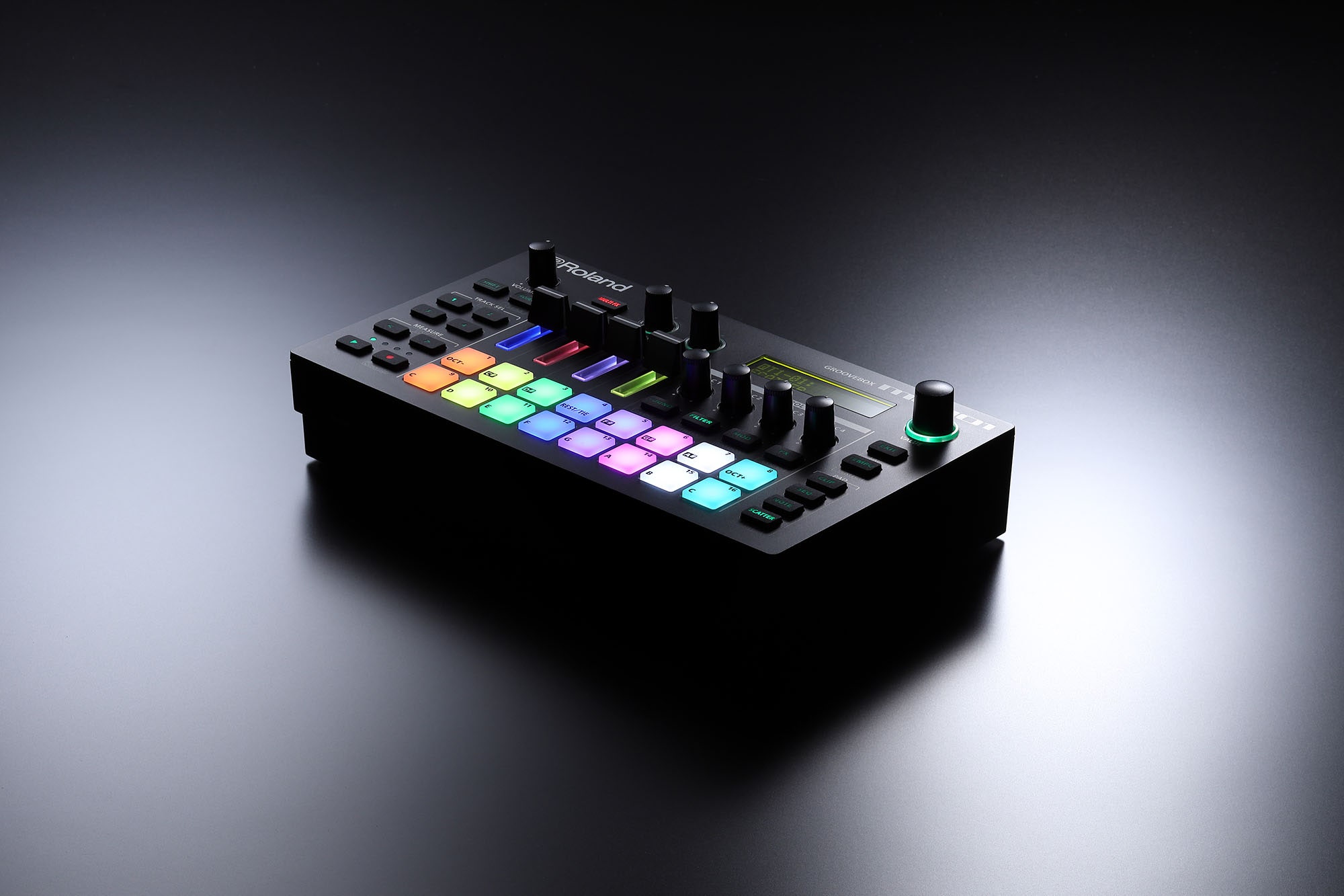 ROLAND MC-101